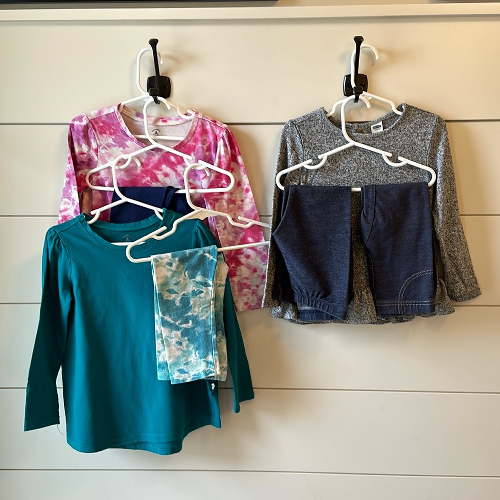 Three tops and four pairs leggings size 3T